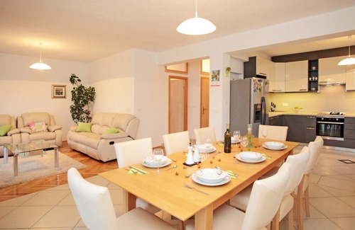 Vrboska Apartment | Magnificient panoramic view, wideview terrace, relaxing hot tube