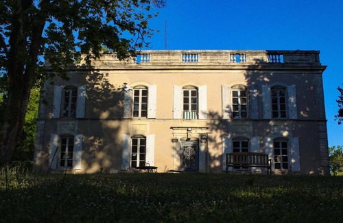 Cognac Villa | Magnifique Logis Situé aux Portes de Cognac, Pour 15 Personnes