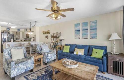Holiday Isle Apartment | Magnolia House 211 At Destin Pointe Resort