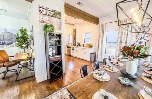 Austin Ave. House | Magnolia Masterpiece! | Family Gathering Place