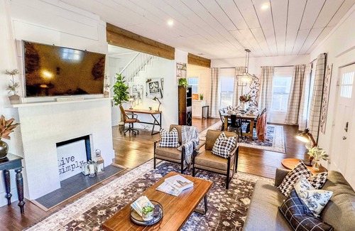 Austin Ave. House | Magnolia Masterpiece! | Family Gathering Place