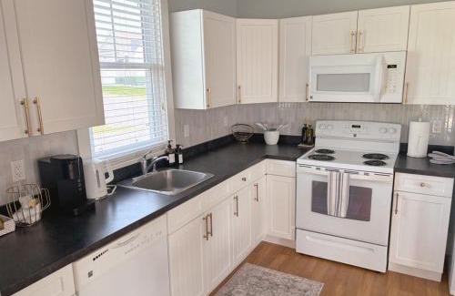 Cherry Valley House | Magnolia Moon Cottage at East Lake Shores