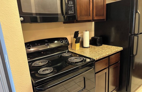 Tupelo Apartment | Magnolia Oasis: 2BD/2BA w/Gym, Pool, BBQ Grill