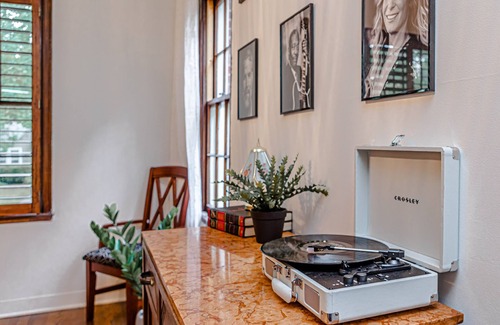 Fondren House | Magnolia Paradise in Fondren! Close to Shops, Eatery & Hospitals