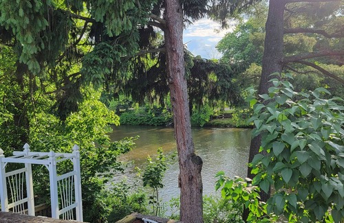 Friendsville House | Magnolia River Charming house in fantastic Friendsville with WiFi, AC