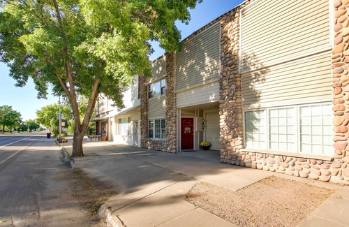 Paris House | Main Street Townhome - 12 Miles to Bear Lake!