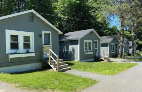Hampden Cabin | MaineStay Cottage #2 Bangor/Hampden close to town