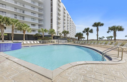 Tang-O-Mar Condo | Mainsail 158 - Gulf Front, Free Beach Service, Community Pool, Hot Tub!