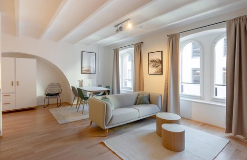 Mainz City Center Apartment | Mainz Romano-Guardini-Platz | Suite (LT)