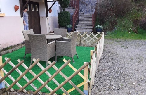 Cornimont House | Maison 3 Appartements Accueille Jusqu'à 15 Personnes