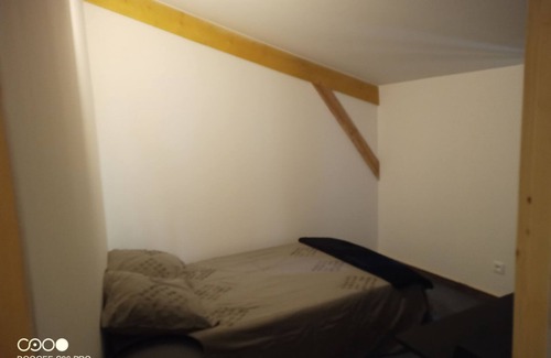 Viviers House | Maison 65m2 sur 2 Niveaux Tout Confort Moderne, Clim Réversible