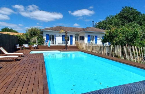 Saint-Medard-en-Jalles House | Maison Avec Piscine Entre Bordeaux et Lacanau
