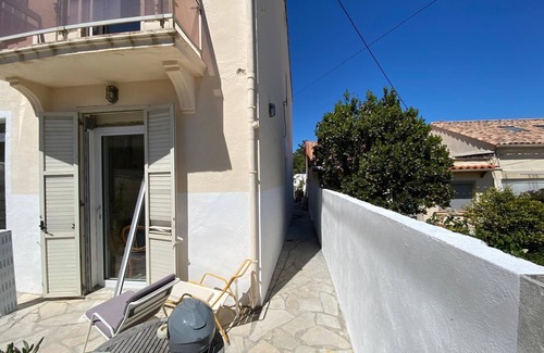 Bonneveine House | Maison a la Plage