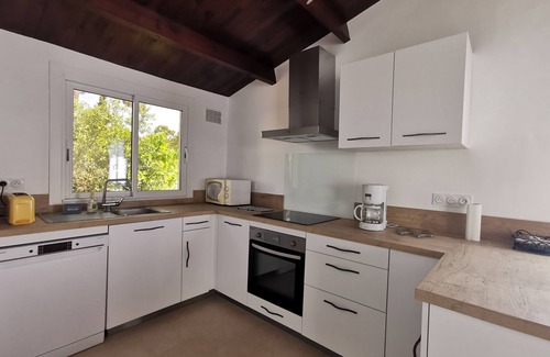 Les Mathes House | Maison Avec 6 Couchages, Résidence Les Trémières Centre de La Palmyre