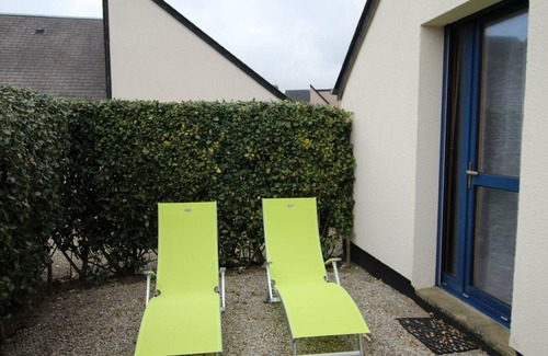Surtainville Cottage | "Maison côtière avec jardin, Wi-Fi, acceptant les animaux, à 50m de la mer, Surtainville"
