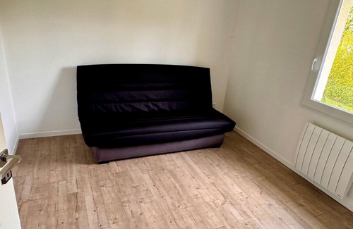 Saint-Fromond House | Maison Calme de 3 Chambres. Idéal Pour Pour les Familles