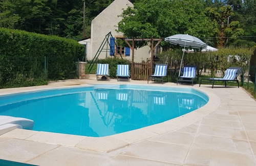 Frayssinet-le-Gelat House | Maison de Charme à la Campagne, Avec Piscine Privée