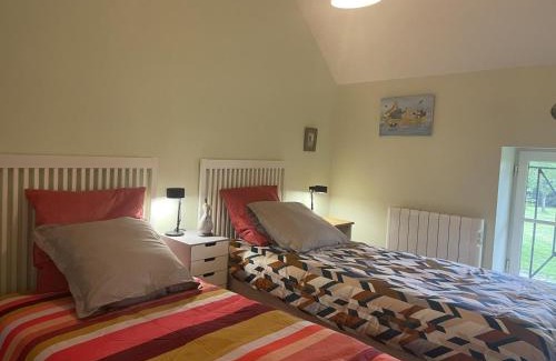 Autry-Issards House | Maison de charme avec jardin et animaux acceptés, proche de chemins de randonnée - FR-1-489-449