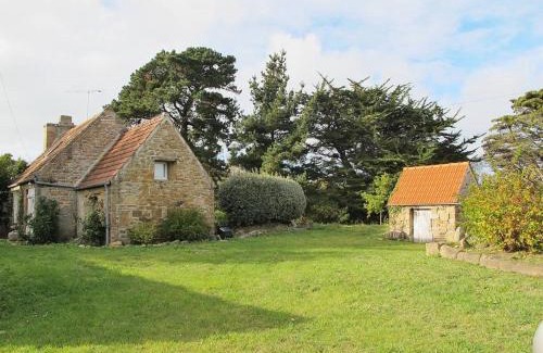 Tregastel House | Maison de pêcheur 2* à Trégastel, proche mer avec Wifi, jardin et parking privé - FR-1-542-17