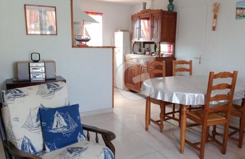 La Tranche-sur-Mer House | Maison de vacances à La Tranche-sur-Mer, 800m plage, commerces à pied, terrasse, parking, 4 pers - FR-1-357-302