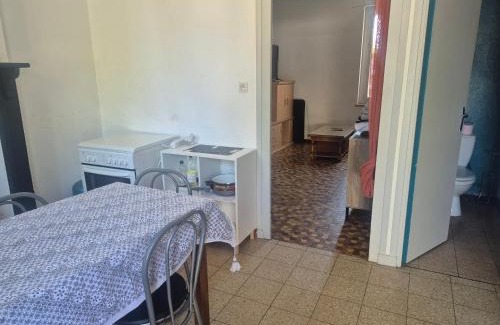Dompierre-sur-Besbre House | Maison de ville à 10 min du PAL