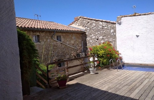 Salles-d'Aude House | Maison de Village , Piscine Dans Cuve à vin , 10 min de la mer