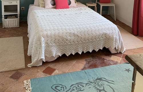 Sault House | Maison de Village Rénovée en Provence