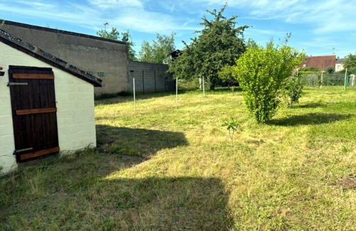 Briare House | Maison de Ville Avec Jardin Proche du Pont Canal