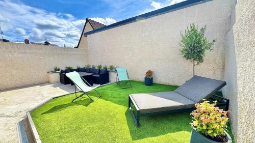 Saint-Honore - Jeanne d'Arc House | Maison design 11 pers -Terrasse -Netflix -Confort