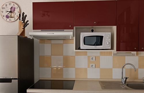 Aubignan House | Maison Deux Chambres Dans Résidence de Vacances Avec Piscine