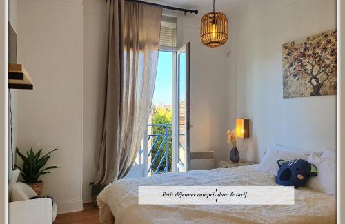 Sainte-Savine Apartment | Maison du Bonheur l Art de vivre à la française Logement entier avec parking