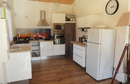 Corme-Royal House | Maison en Bois à la Campagne. Animaux de Compagnie Acceptés