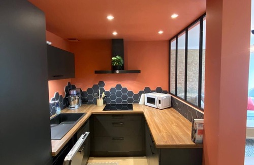 Normandy Landing Beaches House | Maison en Pierre 4 Chambres, Mer, Commerces 150 Metres