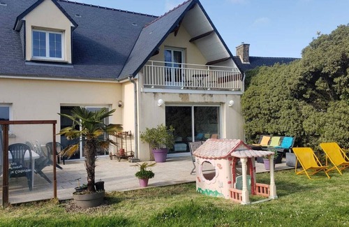Denneville House | Maison Familiale