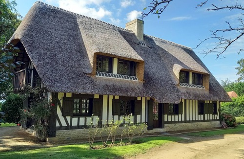 Touques Villa | Maison Familiale au Calme de la Nature, Près Deauville, Pays D'auge Pour 8 P