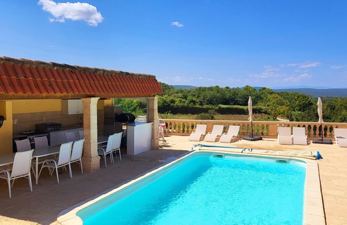 Saint-Andre-d'Olerargues House | Maison de Campagne Dans le Gard à 10 min de Bagnol-sur-cèze !