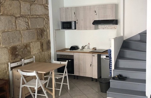 Villeneuve-les-Maguelone House | Maison de Ville à 10 Minutes de la Plage