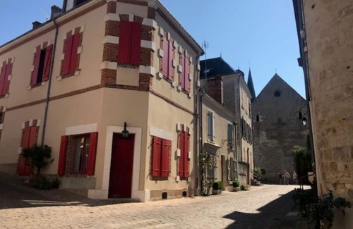 Mennetou-sur-Cher House | Maison Jeanne D'arc, au Cœur de la Cité Médiévale
