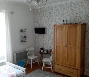 Chateauneuf-du-Faou Bed & Breakfast | Maison Jonela