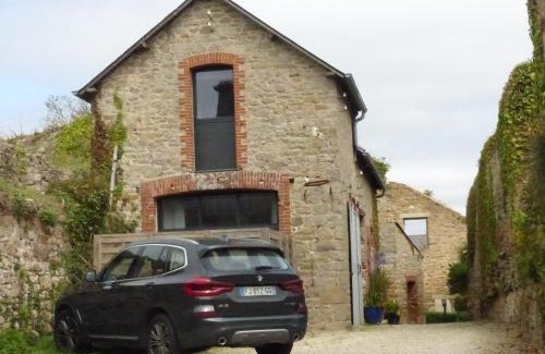 Dinan House | Maison La Tour