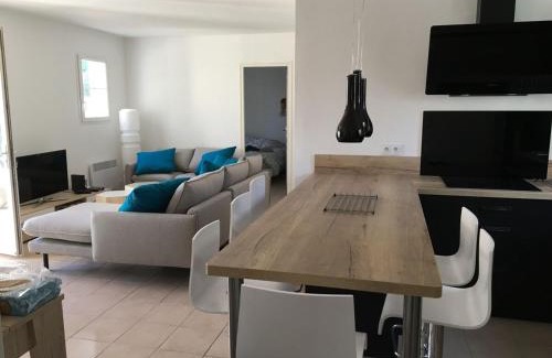 Saint-Pierre-d'Oleron House | Maison moderne 200m plage, 4 chambres, jardin privé, Wifi, vélos - Saint-Pierre-d'Oléron - FR-1-778-35