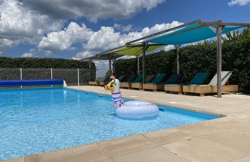 Paulin House | Maison Périgourdine de Caractère, 2-8 Personnes, Piscine, Située au Calme