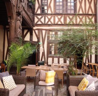 Centre Sud Hotel | Maison Philippe Le Bon Hôtel, Restaurant & Bar le 19