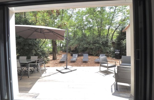 Saint-Just House | Maison Pour 4 p. Dans une Pinède D'un Mas Languedocien Avec Piscine et Jacuzzi