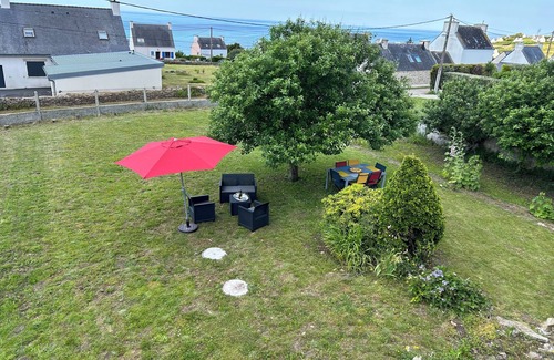 Plozevet House | Maison Pour 6 Personnes, 150 m de la Mer, 4mn à Pied du Port de Pors Poulhan
