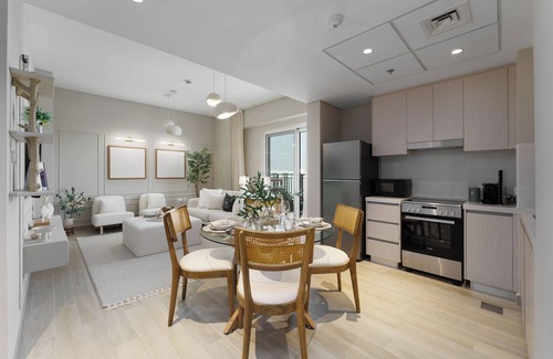 Abu Dhabi Apartment | Maison Privee - Charming Retreat w/Panoramic Views on Yas Island