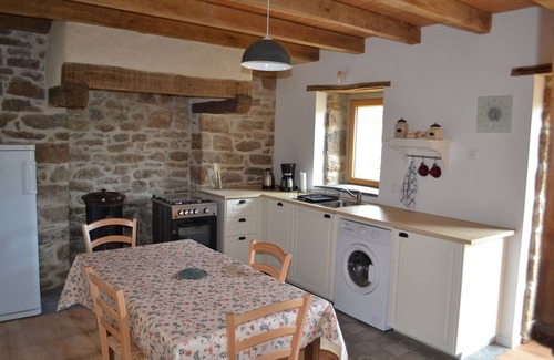 Botmeur House | Maison Rénovée Dans les Monts D'arrée