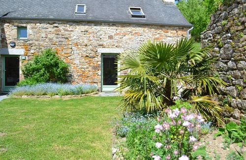 Botmeur House | Maison Rénovée Dans les Monts D'arrée