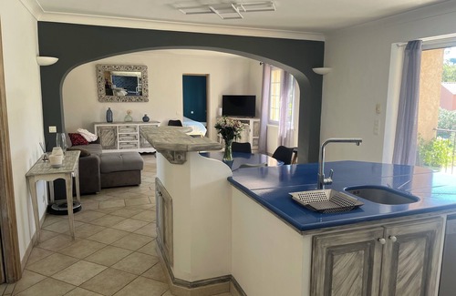 Cogolin Cottage | Maison Spacieuse et Calme au Cœur des Vignes