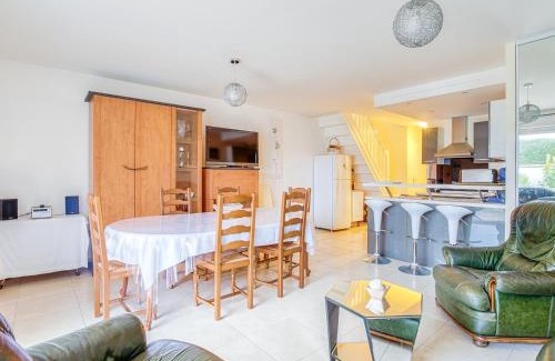 Biscarrosse House | Maison T5 à Biscarrosse avec 4 chambres, clim, WIFI, terrasse, proche activités et plages - FR-1-521-156